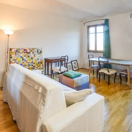 Apartment Stunning In Montegrosso Dasti